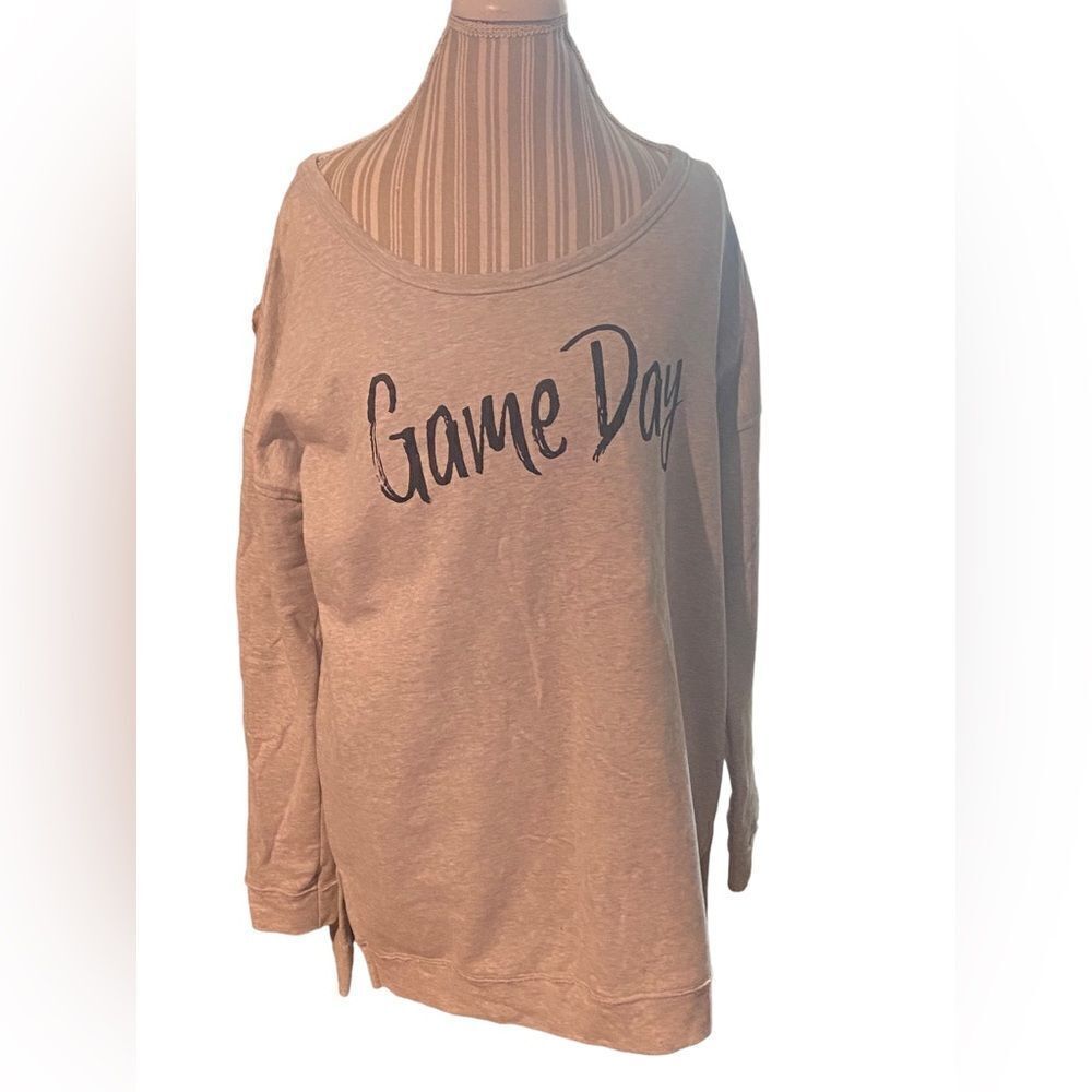 New Directions game day sweatshirt like new size large